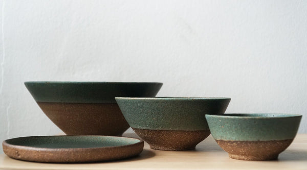 What Are Stoneware Ceramics?